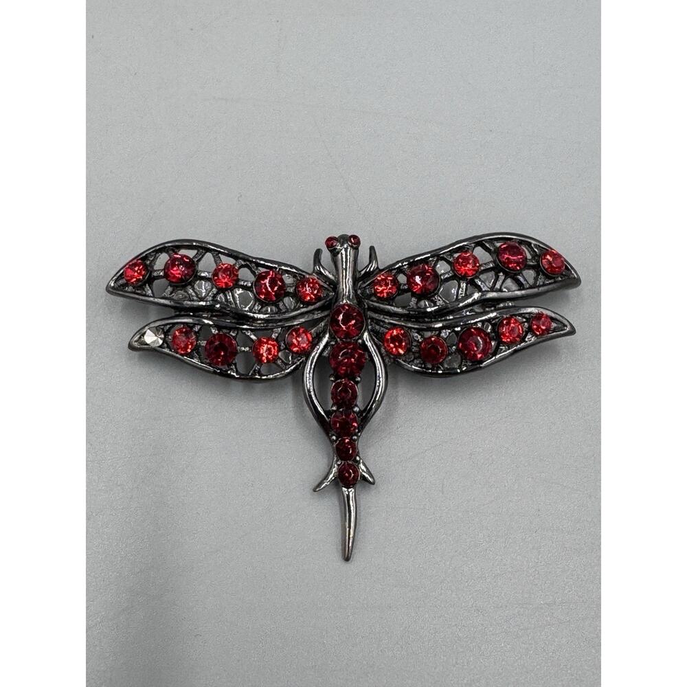 Vintage Red Rhinestone Dragonfly Gray Colored Outline Brooch READ DETAILS